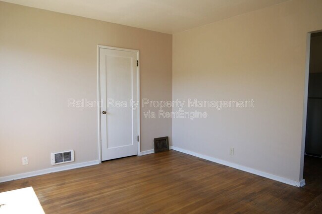 Building Photo - 1406 NW 61st St