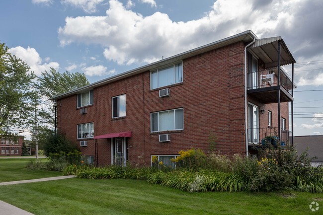 Building Photo - Baseline Manor Apartments