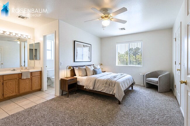 Foto del edificio - Charming 2-bedrooms, 2-baths duplex home in Prescott Valley!