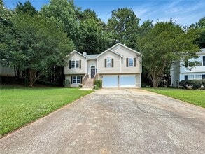 Building Photo - 180 Foster Trace Dr