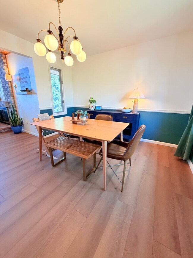 Foto del edificio - Beautiful Spacious Fox Farm Home