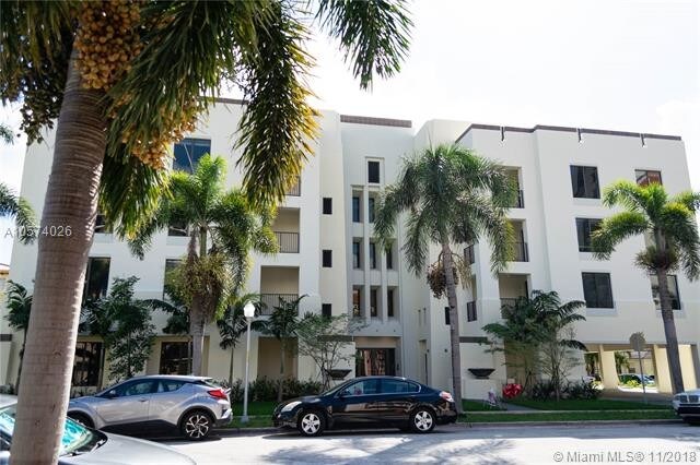 Foto del edificio - 26 Santillane Ave