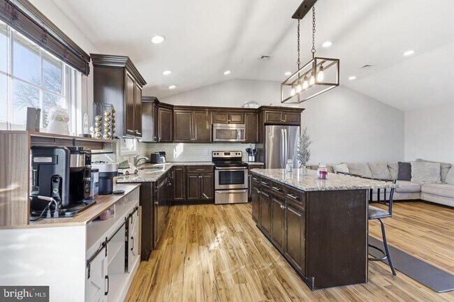 Foto del edificio - 62 Oldbrook Rd