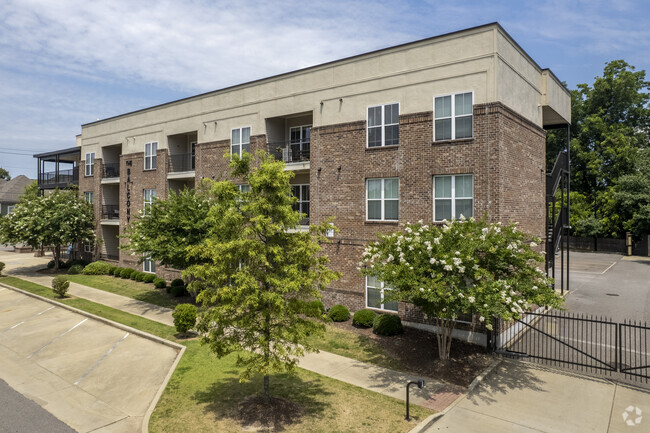 Building Photo - The Balcony Apartments