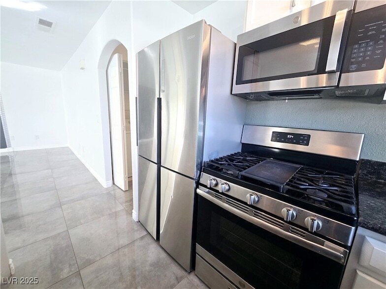 Primary Photo - 4316 W Lake Mead Blvd