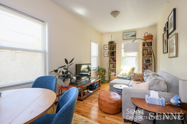 Foto del edificio - Spacious 2-Bedroom in Inman Square – Avail...