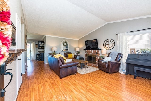 Foto del edificio - 23028 Canyon Lake Dr N