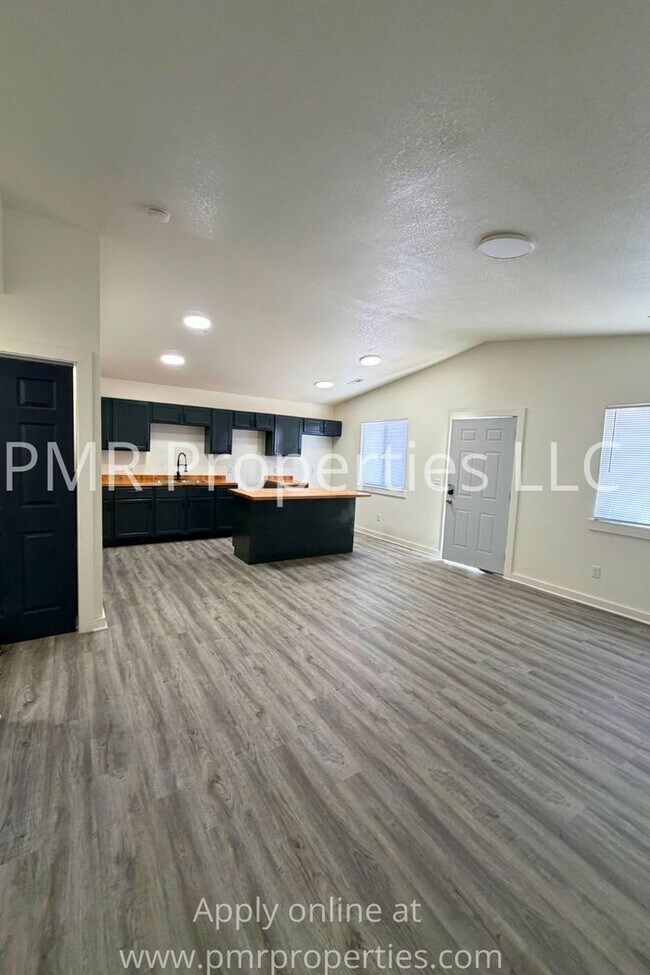 Foto del edificio - 915 S 15th St