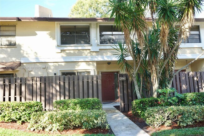 Foto del edificio - 290 SW 97th Ave