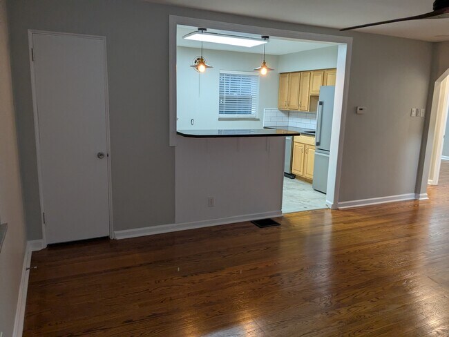 Foto del edificio - 1314 Old State Rd