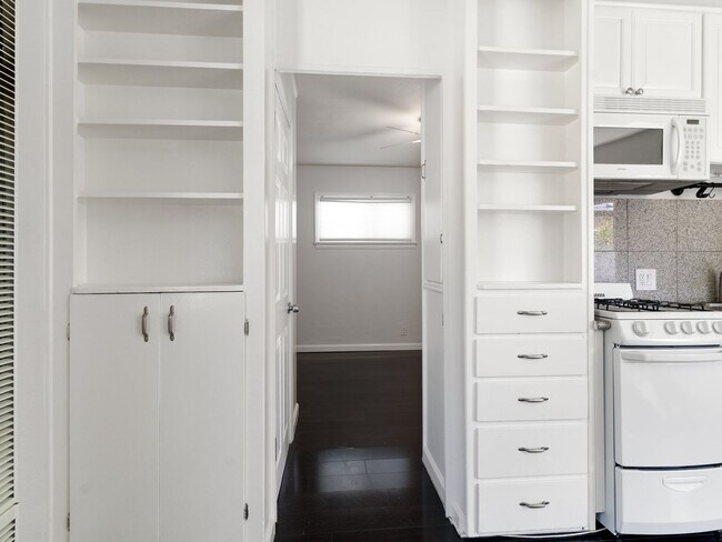 Foto del edificio - 1911 Church St