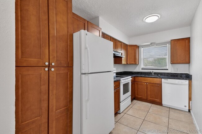 Foto del edificio - 1618 W 26th Ct