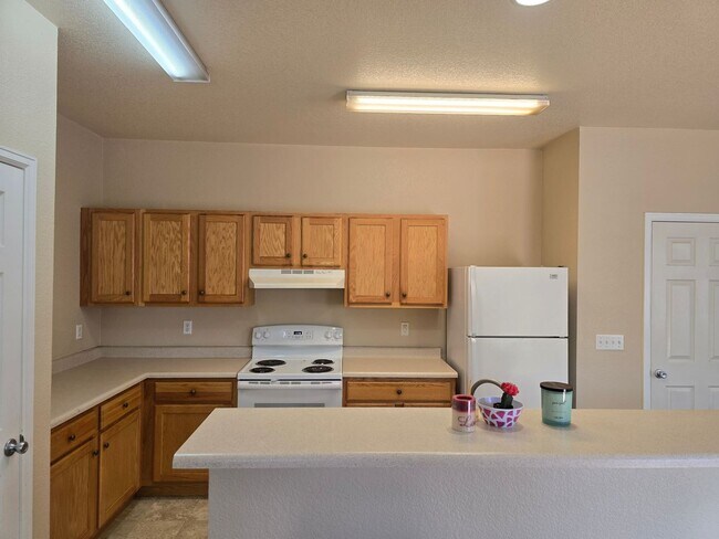 Foto del edificio - Three-bedroom condo in Denver boasts a lar...