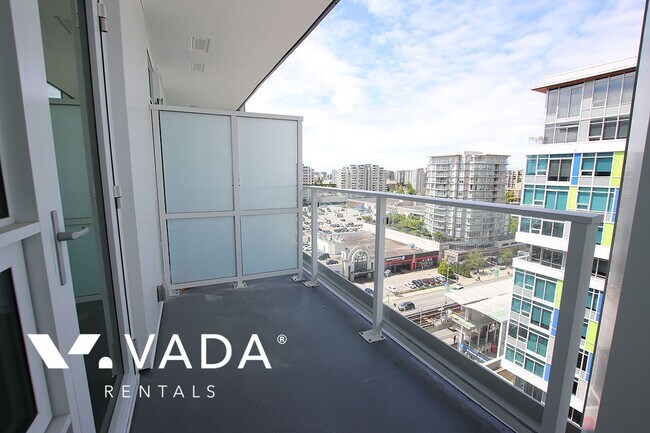 Photo du bâtiment - Paramount 1 in Brighouse Studio For Rent 1302-6320 No. 3 Road Richmond: VADAPM.com