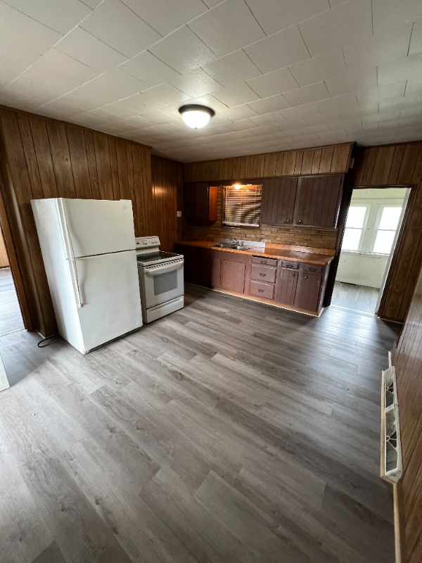 12 W 36th St, Shadyside, OH 43947 House Rental in Shadyside, OH