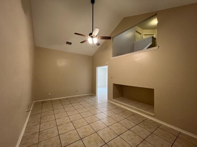 Foto del edificio - 8801 McPherson Rd
