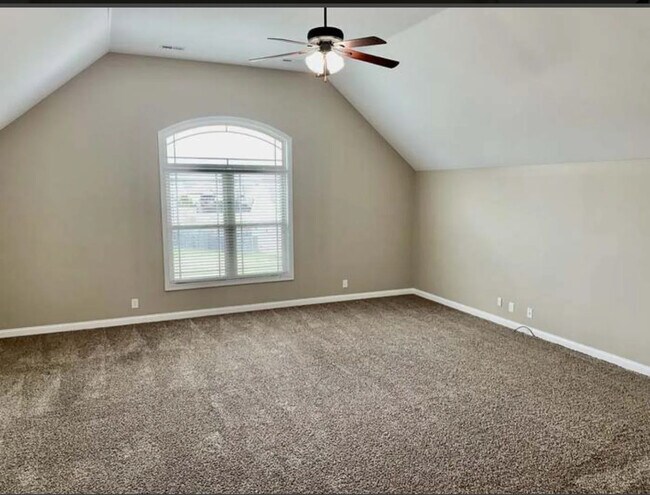 Building Photo - 1741 Autumnwood Blvd