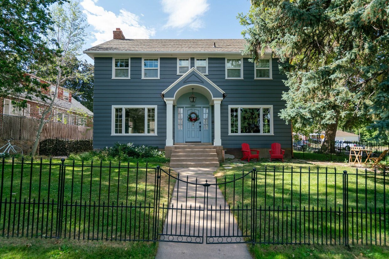 Foto principal - Charming 4 Bed, 2/5 Bath East Bench House