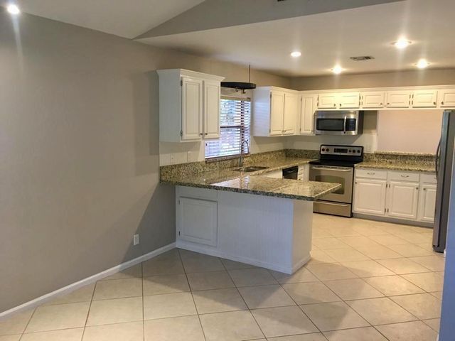 Foto del edificio - 1138 SW 20th St