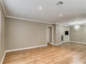 Building Photo - 3-bedroom in the Village - Updated