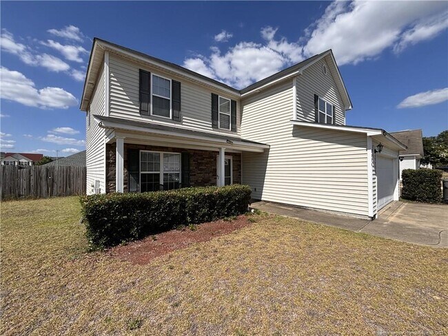 Building Photo - 3536 S Peak Dr