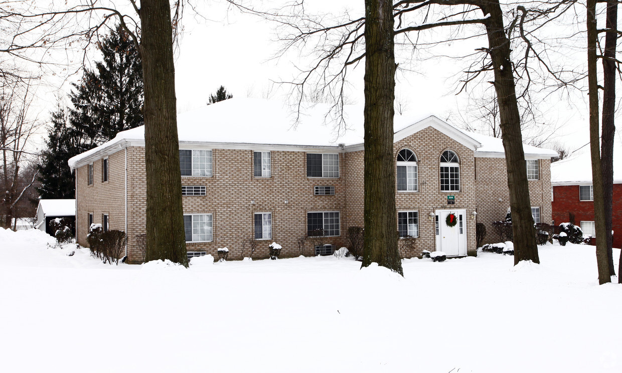 Building Photo - Ashberry Apartments