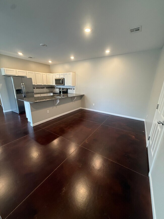 Foto del edificio - 614 N Grandstone St