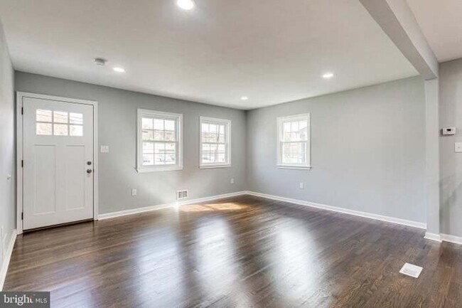 Foto del edificio - 4331 Shell St