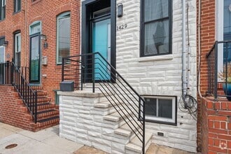 Building Photo - 1429 Haubert St