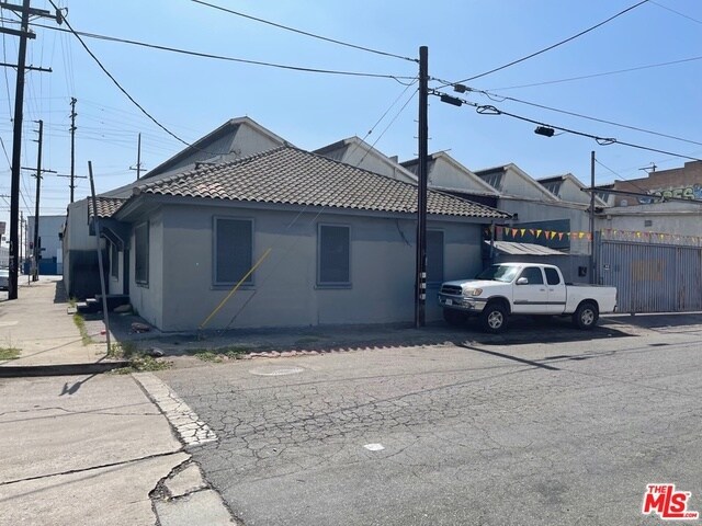 Foto principal - 1862 E 55th St