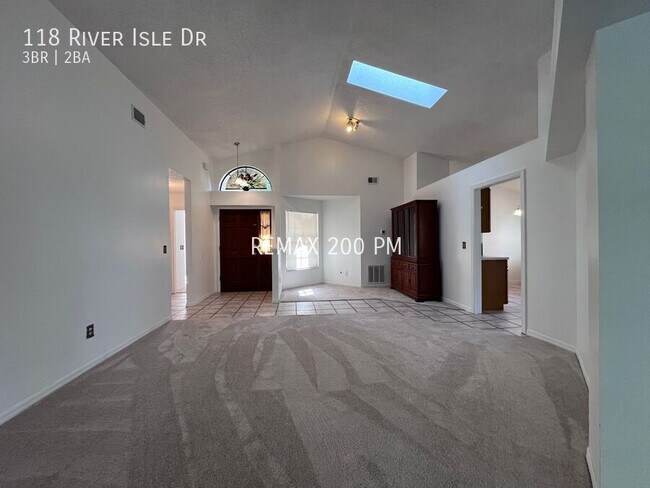 Foto del edificio - 118 River Isle Dr