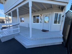 Building Photo - 157 Sisters Park Dr