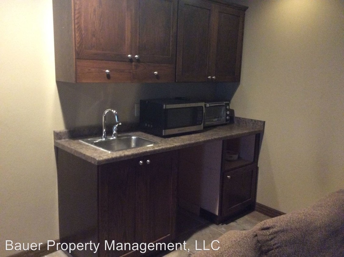 Primary Photo - 501 Elks Dr