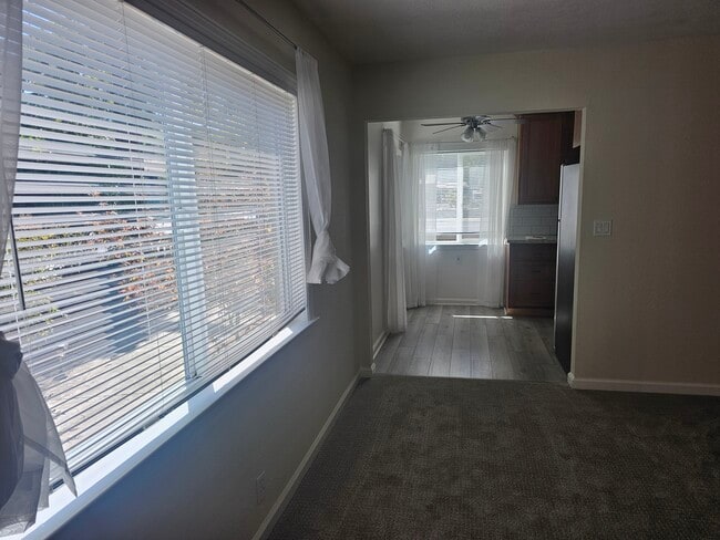 Building Photo - Los Gatos Garden Apartments