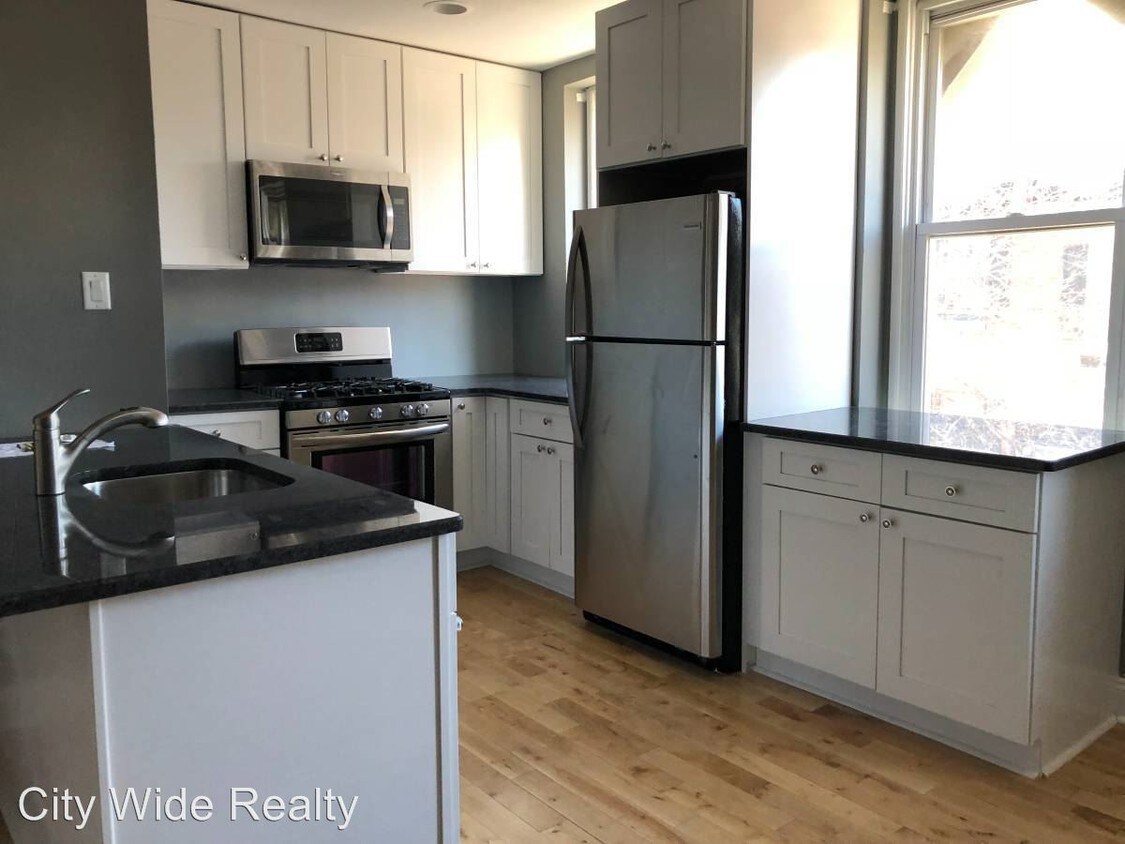 Foto principal - 971 N lawrence St