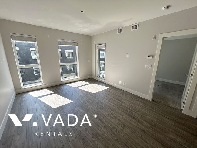 Building Photo - ERA 1 Bedroom Apartment For Rent 413-22265 Dewdney Trunk Road Maple Ridge: VADAPM.com