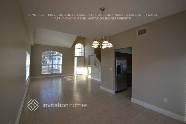 Building Photo - 11224 Moonvalley Way