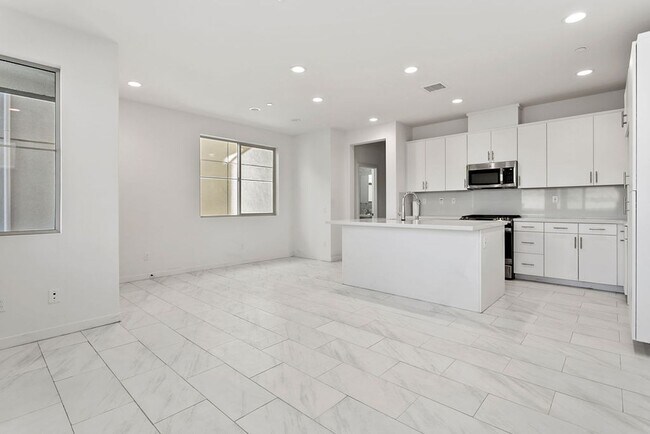 Building Photo - Brand New Modern Home in Rancho Mission Vi...