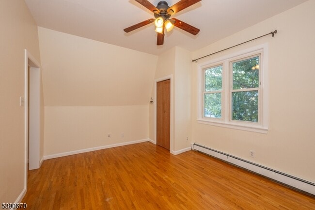 Building Photo - 120 Bloomfield Ave