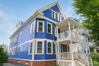 Building Photo - 276 Willow St
