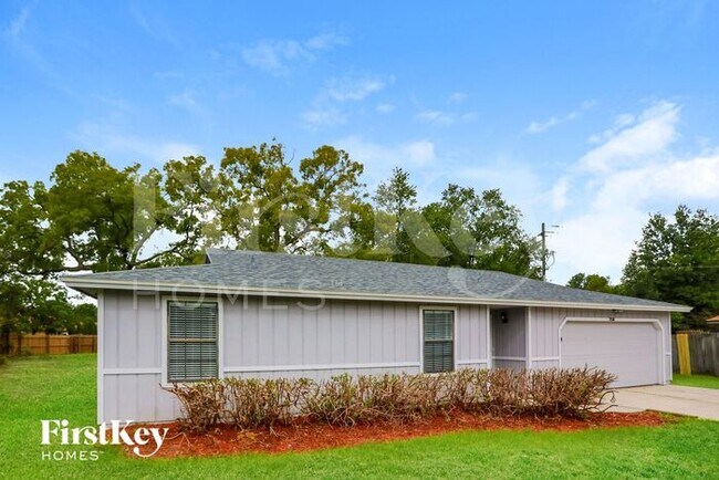 Foto del edificio - 2966 Russell Oaks Dr