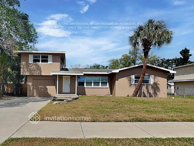 Building Photo - 8541 Jacaranda Ave