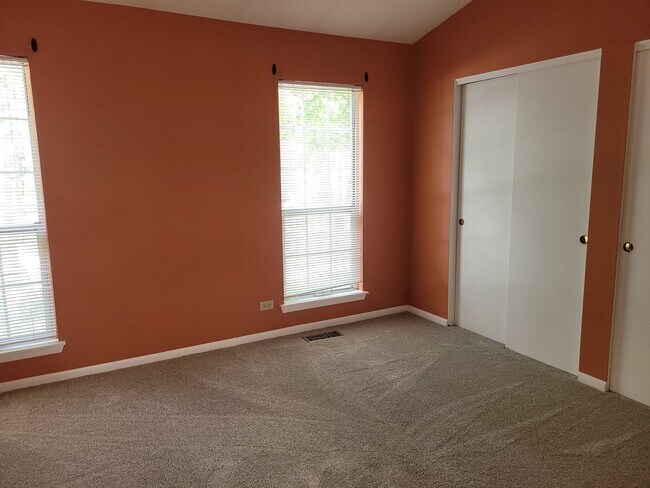 Building Photo - 1148 Regency Ct