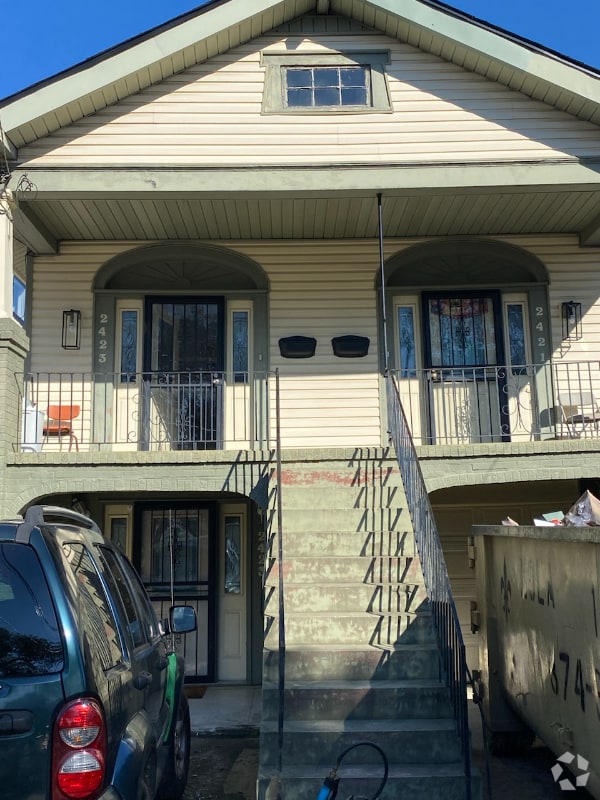 Building Photo - 2423 Franklin Ave