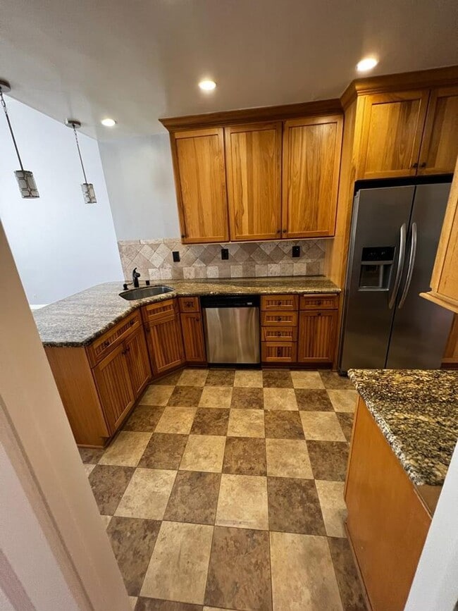 Building Photo - 3343 Santa Carlotta St