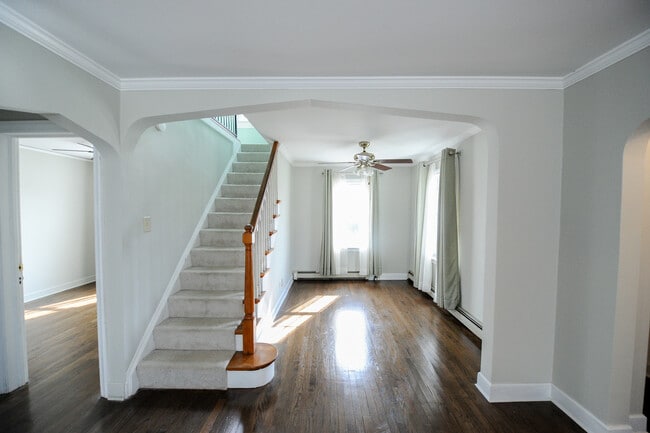 Building Photo - 6828 97th St