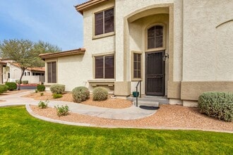 Building Photo - 1024 E Frye Rd