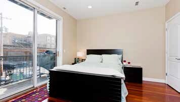 Foto del edificio - 1449 N Wicker Park Ave