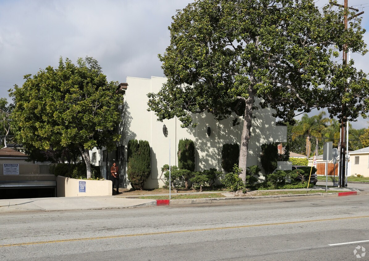 Foto del edificio - 4101 Sawtelle Blvd