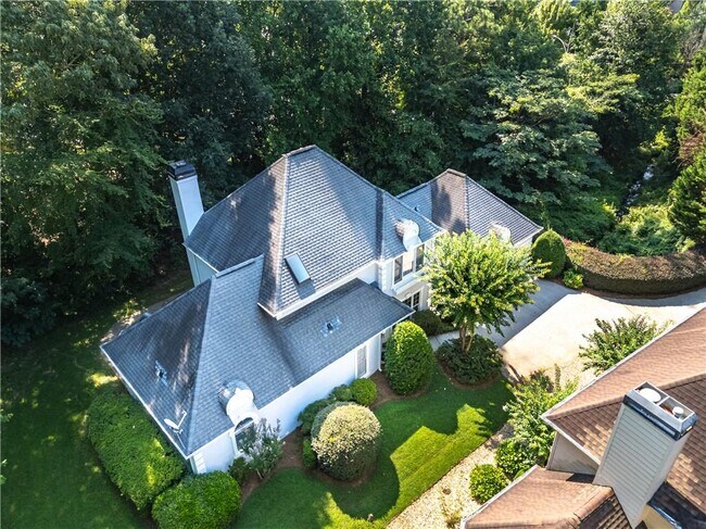 Foto del edificio - 1050 Shady Valley Pl
